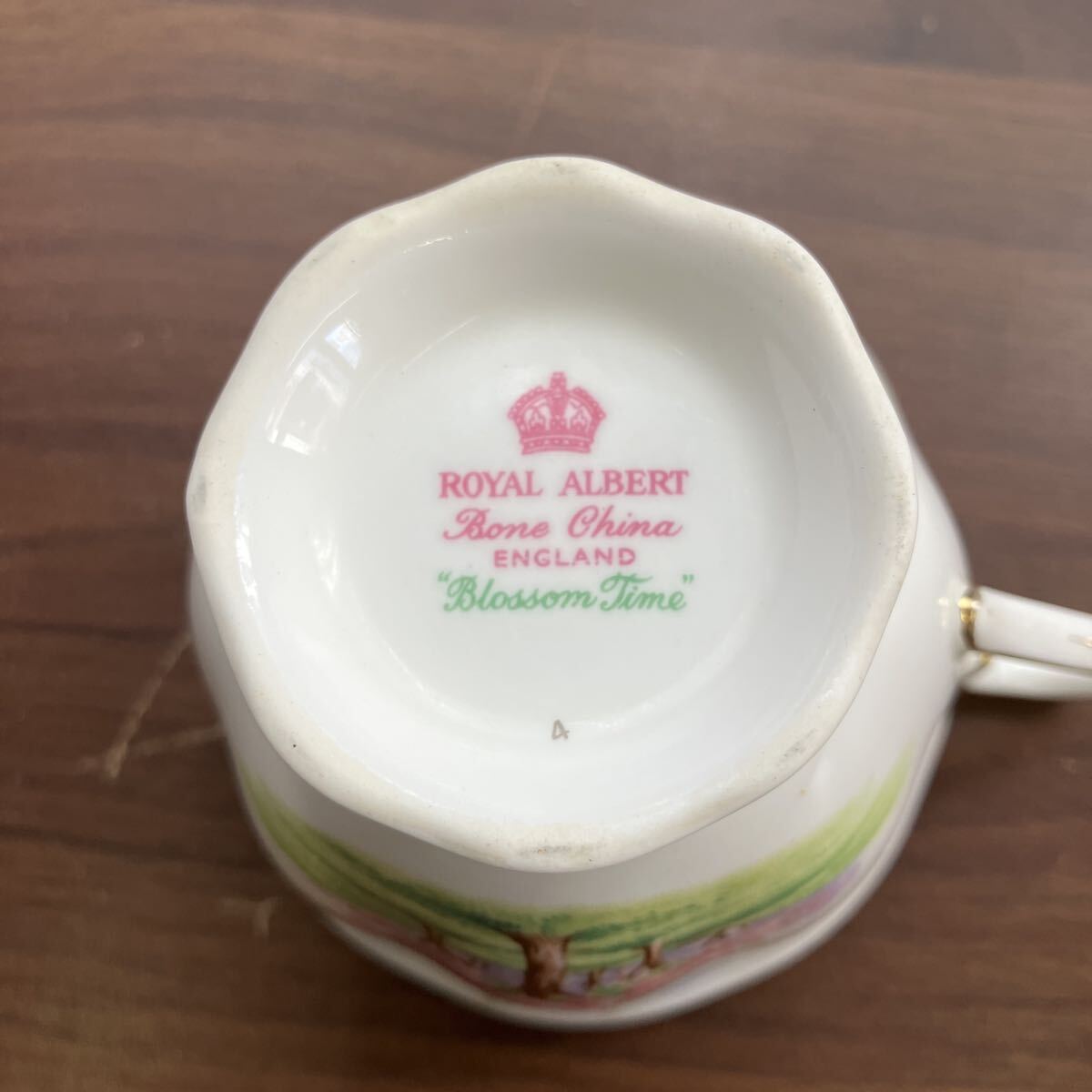 ロイヤルアルバート ブロッサムタイム フローラル ティーカップ&ソーサ― セット 英国 食器 桜 ROYAL ALBERT ティーカップ 洋食器_画像5