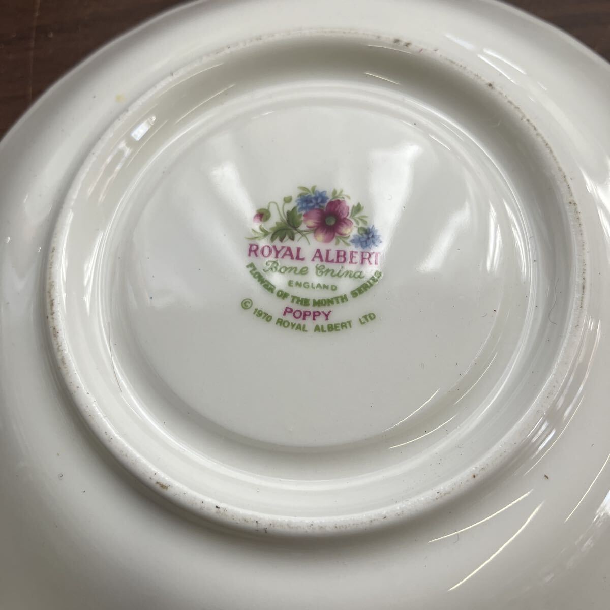 ロイヤルアルバート フラワー オブ ザ マンス 8月 カップ＆ソーサー AUGUST 洋食器 コーヒー ROYAL ALBERT 洋食器 花柄 金彩_画像5