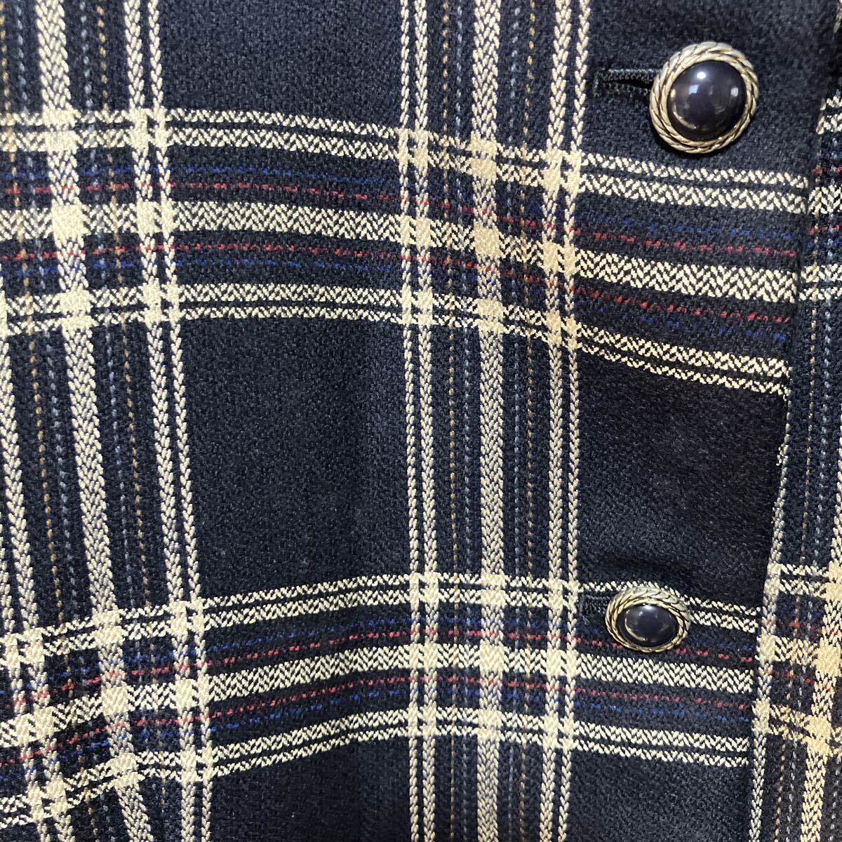 Burberry バーバリー ノバチェック シルク混 ウール ノーカラージャケット チェック柄 ツイード ブランド 上着 ジャケット レディース _画像2