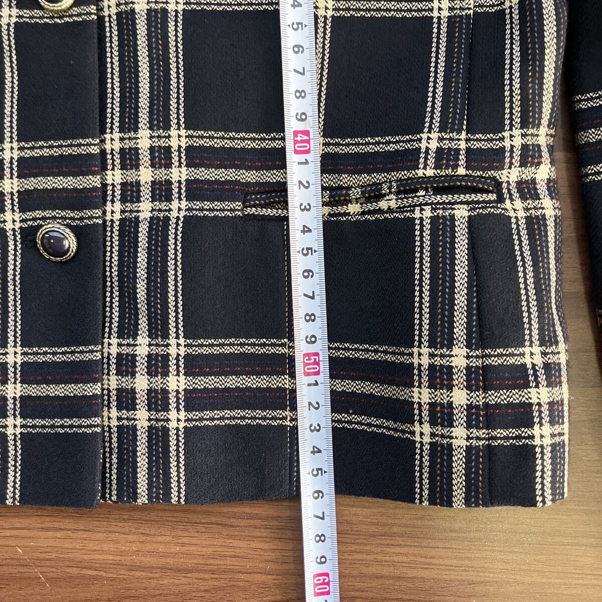 Burberry バーバリー ノバチェック シルク混 ウール ノーカラージャケット チェック柄 ツイード ブランド 上着 ジャケット レディース _画像8