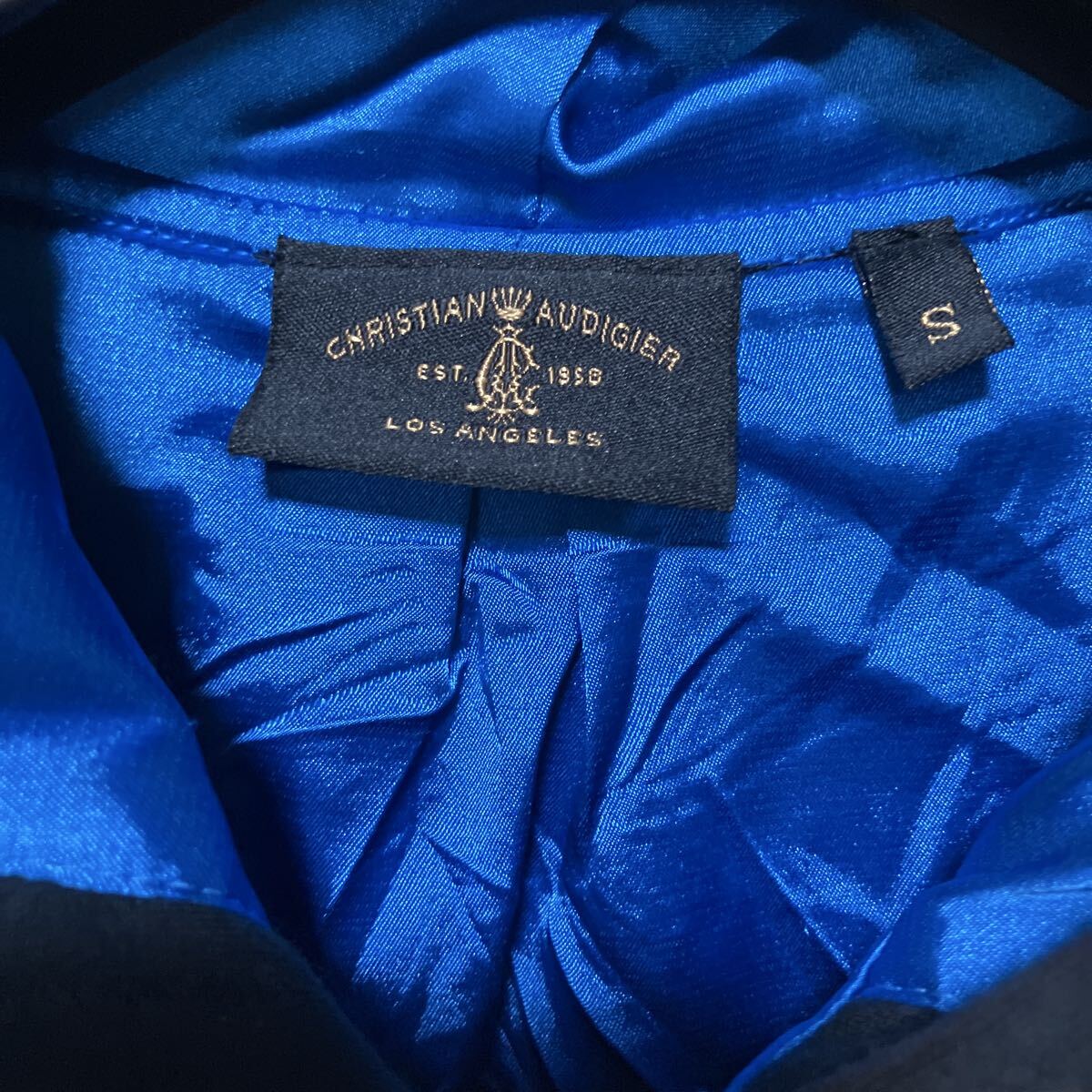 ICHRISTIAN AUDIGIER Women's Thermals クリスチャンオードジェー パーカー スウェット 総柄 ビーズ 柄物 黒 グラフィック デザイン_画像2