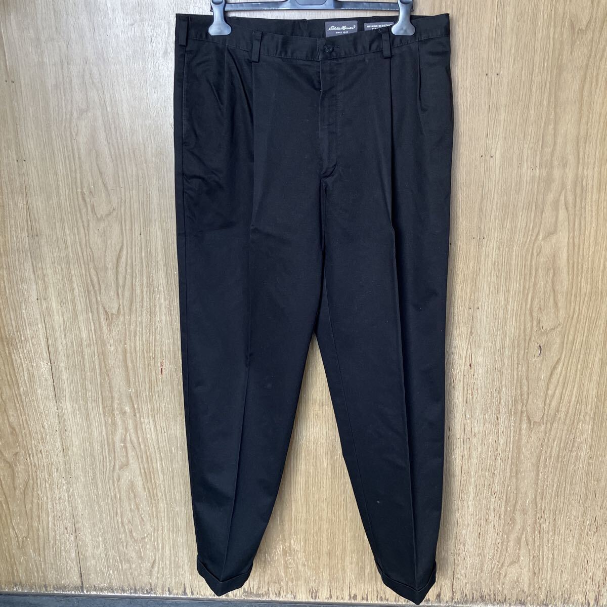 エディー・バウアー Eddie Bauer スラックス パンツ ズボン ブラック ボトムス 黒 メンズ 男性用 大きいサイズ 綿 ロングパンツ_画像1