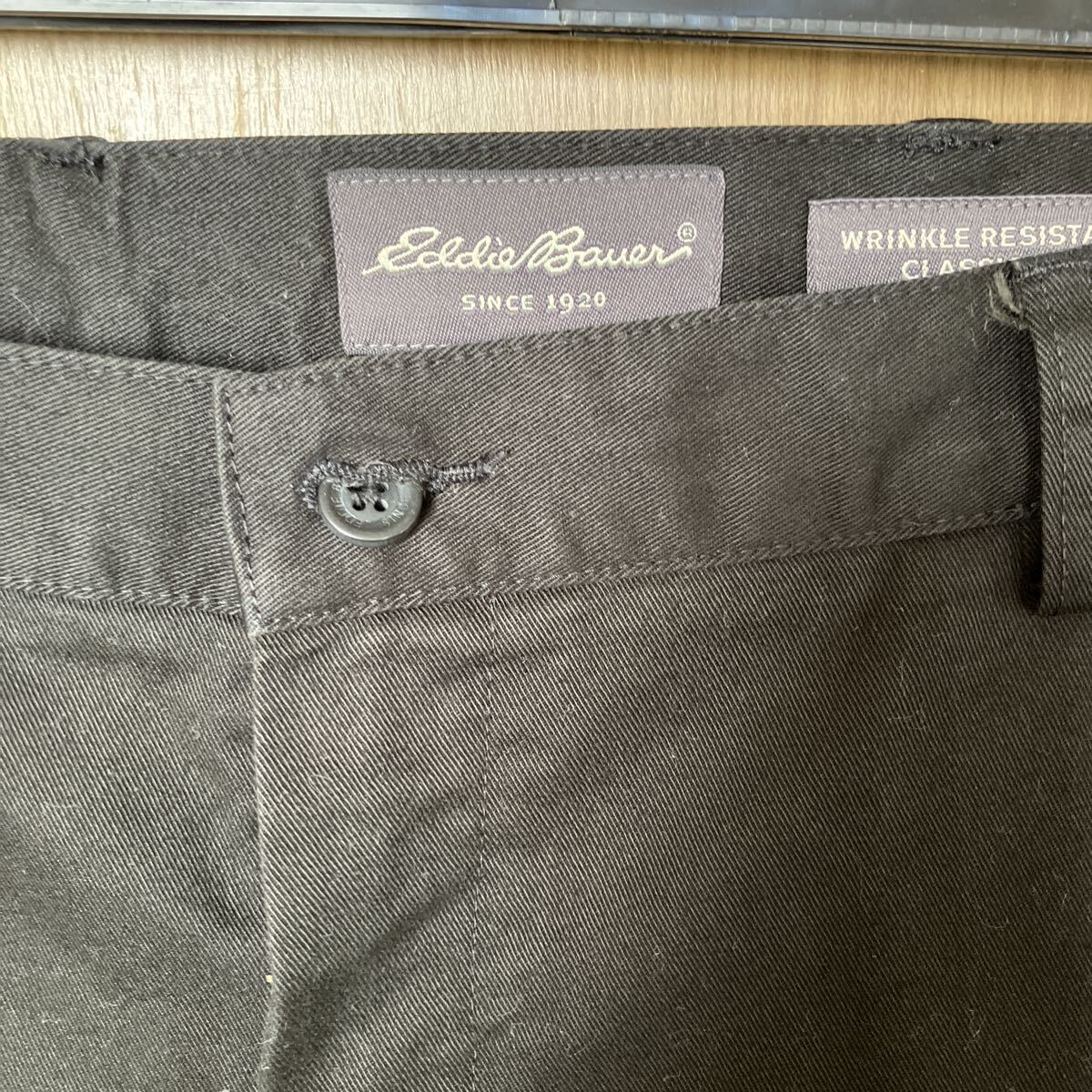 エディー・バウアー Eddie Bauer スラックス パンツ ズボン ブラック ボトムス 黒 メンズ 男性用 大きいサイズ 綿 ロングパンツ_画像2