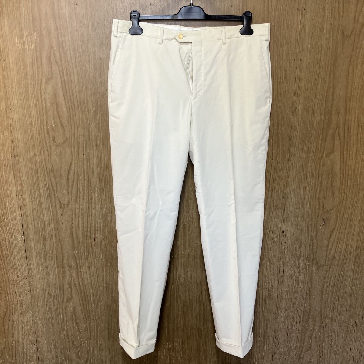 ブリオーニ Brioni パンツ ズボン ボトム オフホワイト コーデュロイ コットン メンズファッション 男性用 ブランド _画像1