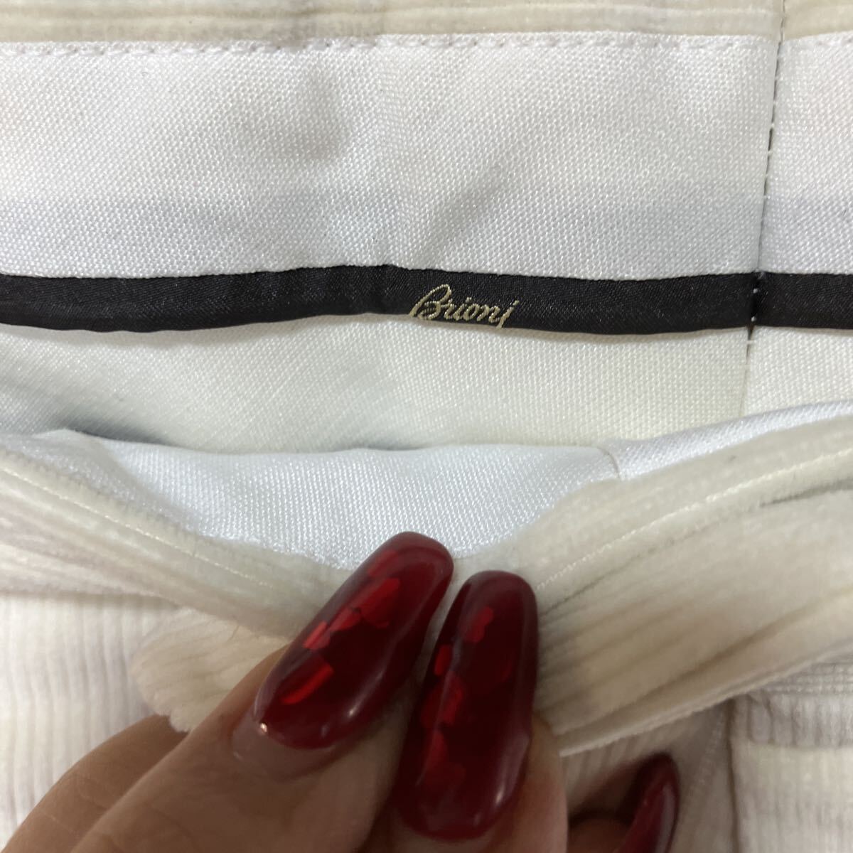 ブリオーニ Brioni パンツ ズボン ボトム オフホワイト コーデュロイ コットン メンズファッション 男性用 ブランド _画像2