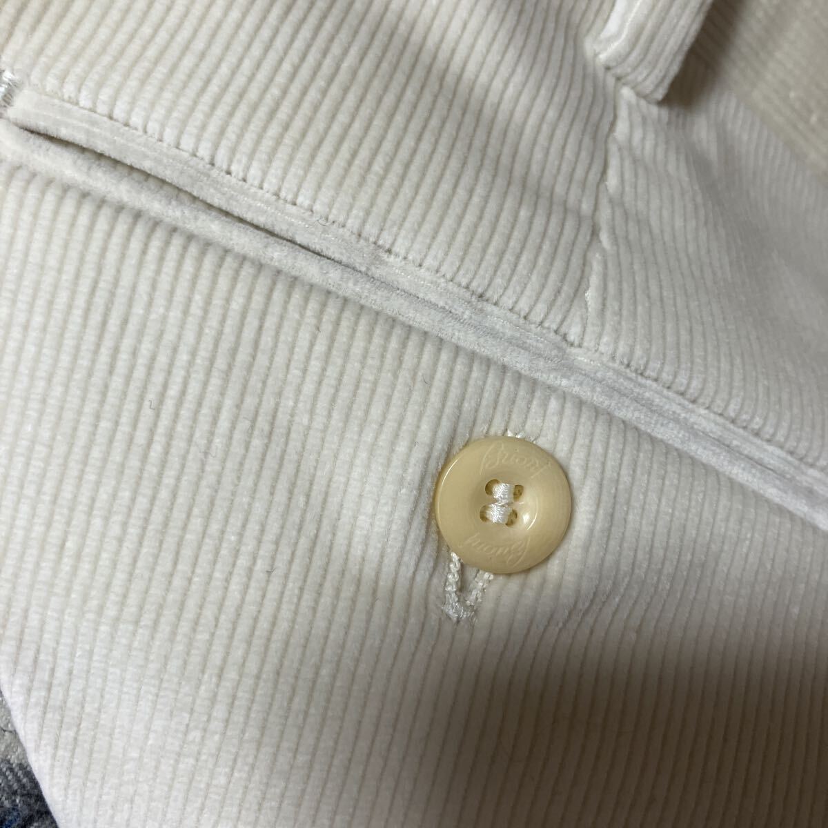 ブリオーニ Brioni パンツ ズボン ボトム オフホワイト コーデュロイ コットン メンズファッション 男性用 ブランド _画像4