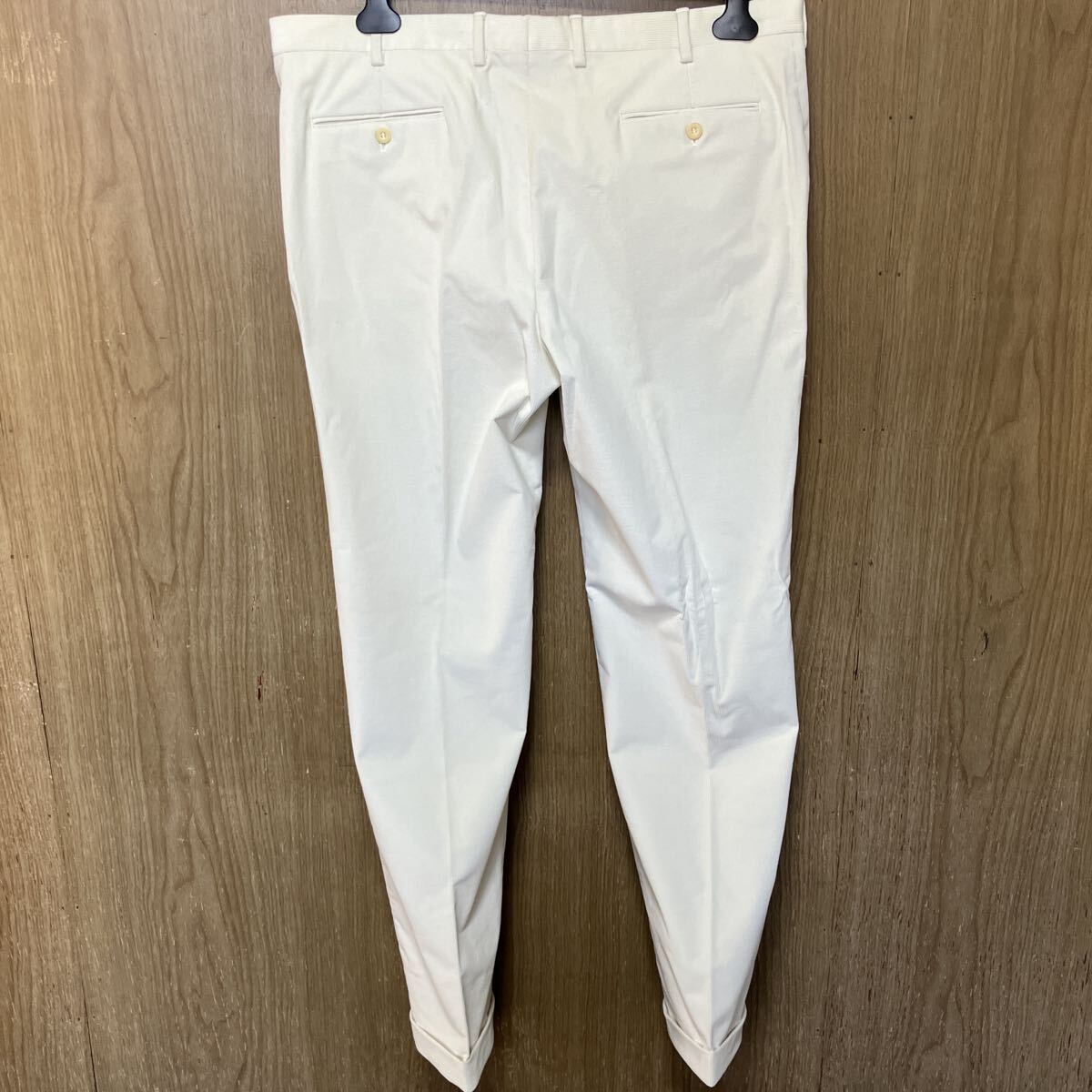 ブリオーニ Brioni パンツ ズボン ボトム オフホワイト コーデュロイ コットン メンズファッション 男性用 ブランド _画像5