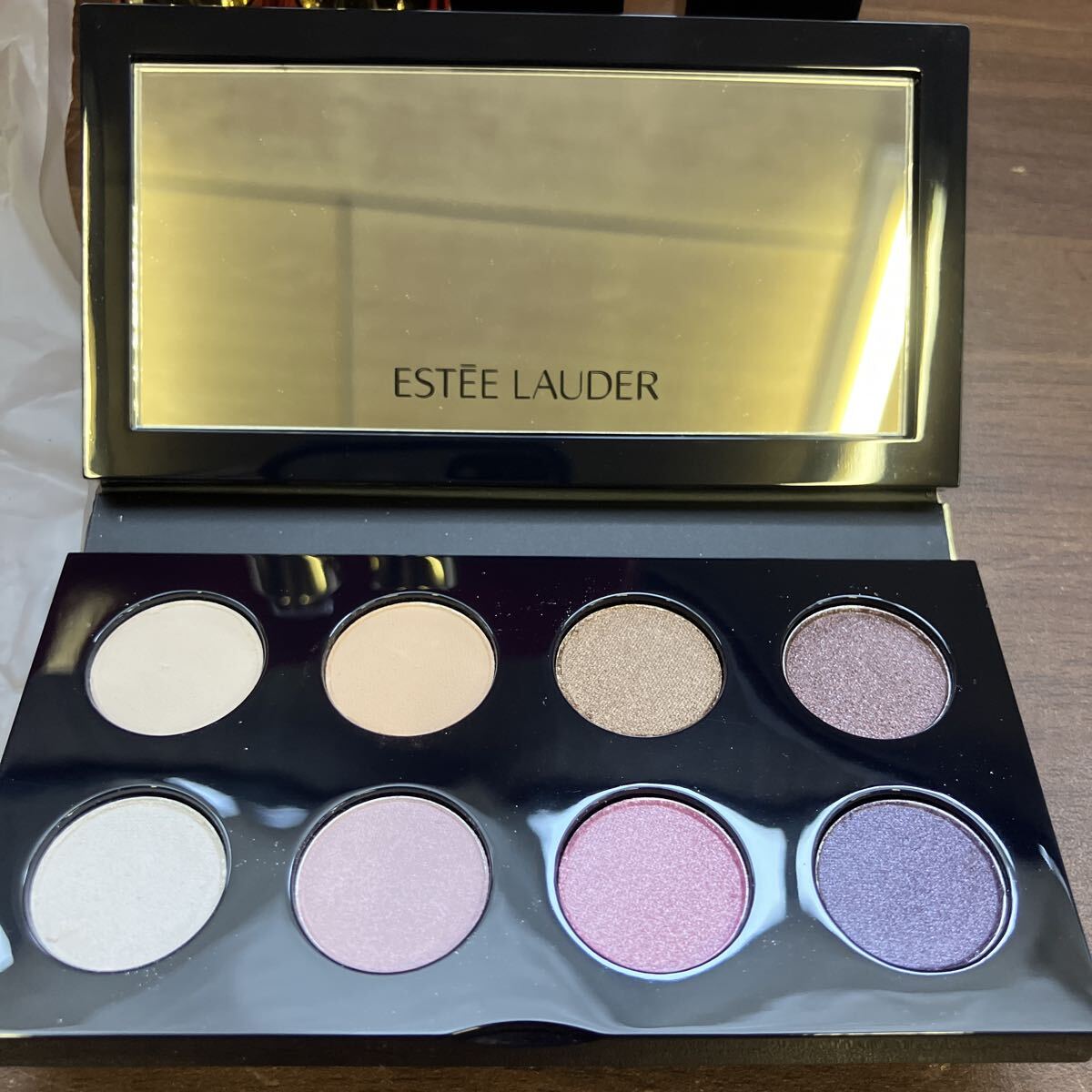 【新品 未使用品】エスティローダー 化粧品 リップ 口紅 コスメ アイシャドウ パレット ポーチ バック 箱有り_画像4