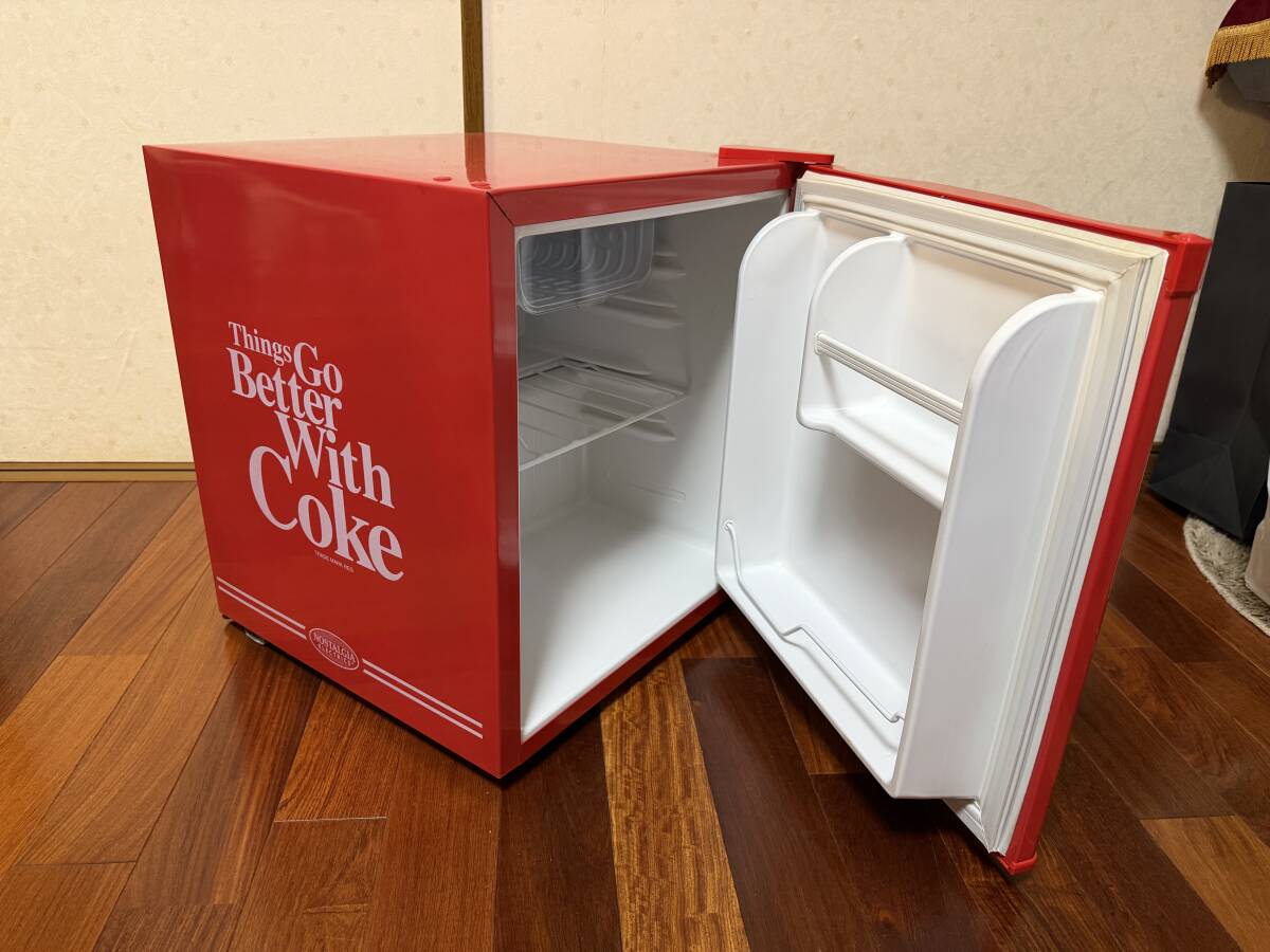 * Nostalgia Electrics CRF170COKE Coca * Cola рефрижератор 48L электризация только б/у *