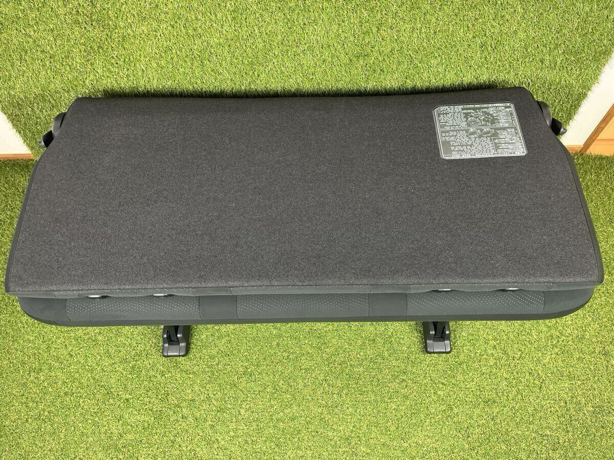 新車外し 美品 !! トヨタ 200 ハイエース スーパーGL 純正 セカンドシート 2列目シート 個人宅配送不可 【E71111-16】_画像6