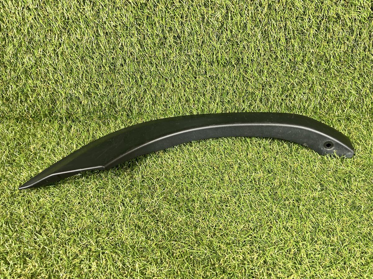 トヨタ 純正 MXPB10 MXPB15 MXPJ10 MXPJ15 ヤリスクロス フェンダーモール トリム リア アーチ 右 右側 75087-52010 【YE71114-15】_画像4