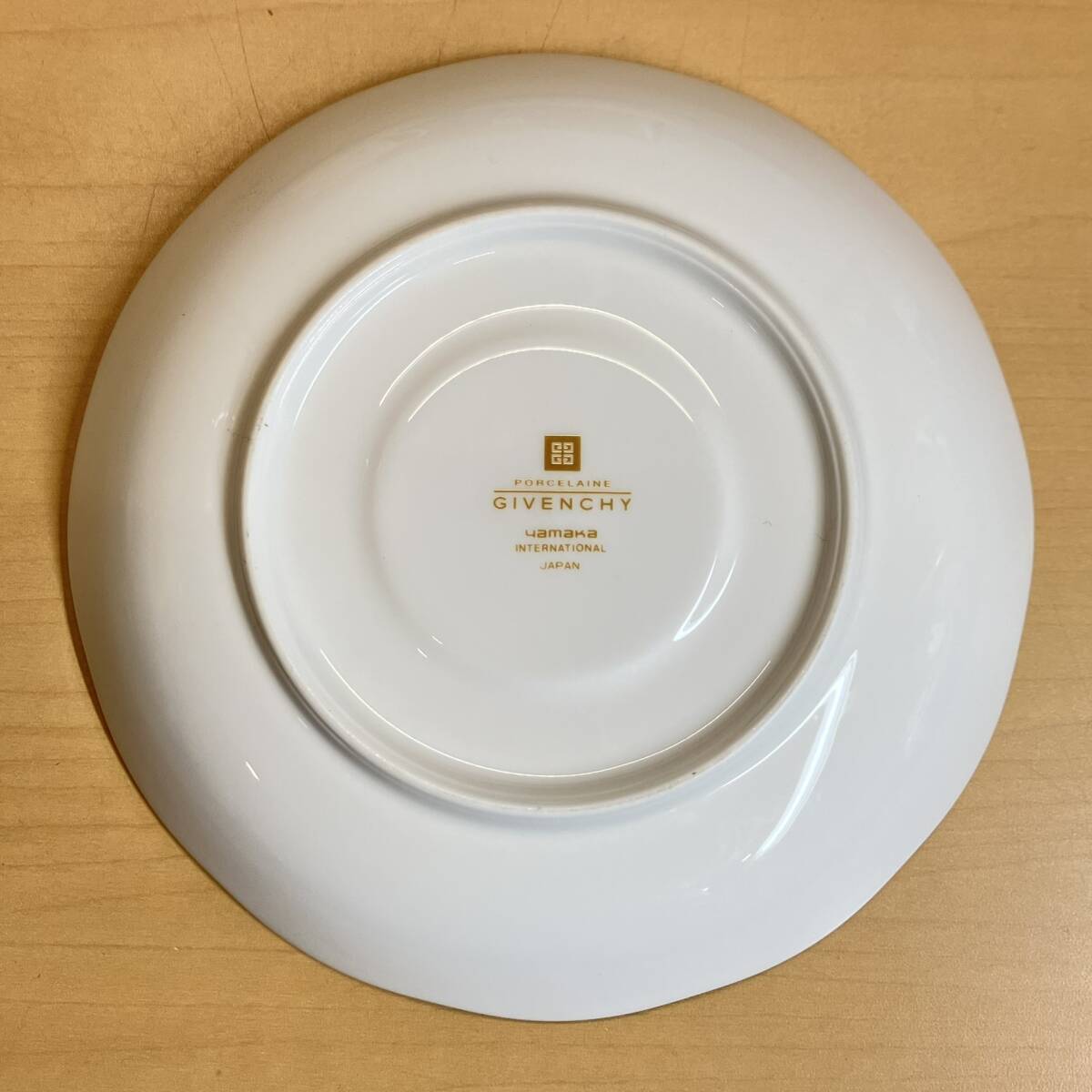 GIVENCHY（ジバンシー）カップ＆ソーサー２種＆スプーンセット「ペアモーニングセット　カップル GR-211」_画像6