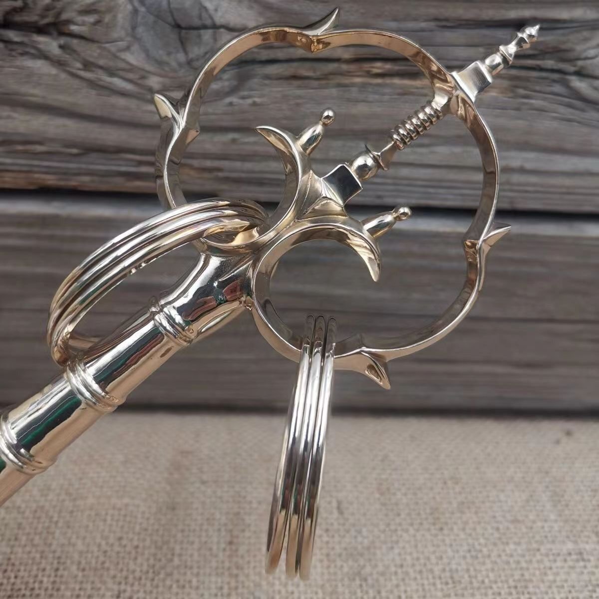  редкий . товар .... трость ручная работа подлинный .. буддизм .. предметы для домашнего буддийского алтаря . храм .. высота 23cm