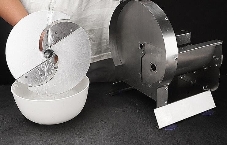 新品キャベツスライサー 千切り 薄切り (本体ステンレス 替刃2枚付) 業務用 手動 野菜カッター パン お肉 野菜 千切り 家庭用 業務用_画像7