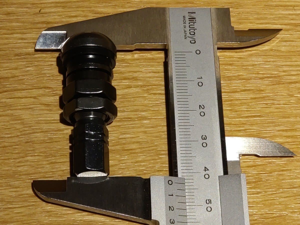 レイズ Rays エアバルブ エアーバルブ ガンメタ チタン 4個セット 社外品 TE37 など 対応 おまけ付き_画像4