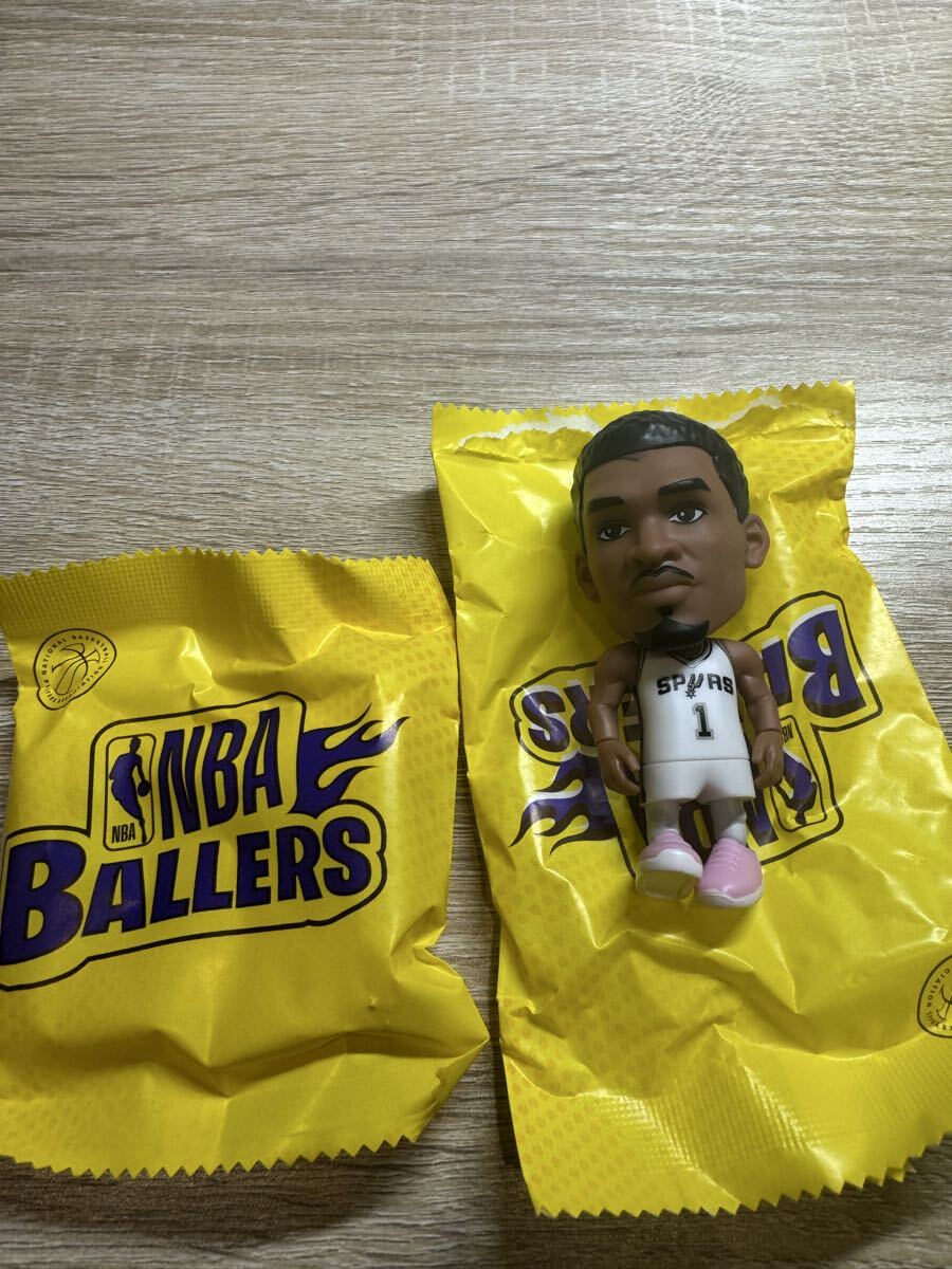 NBA BALLERS シリーズ2 ウェンバンヤマ【白】_画像1