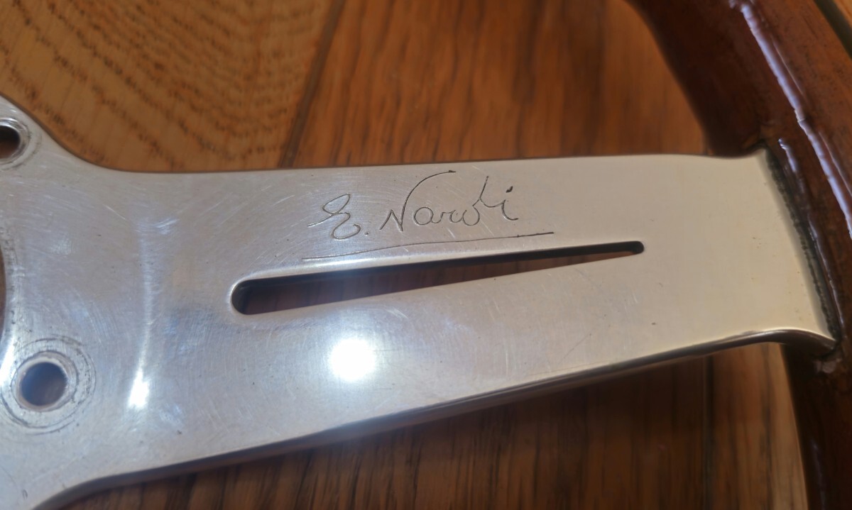 в это время было использовано малого диаметра NARDI Nardi деревянный руль старый машина диаметр 32.5cm 32 пирог 33 пирог S30 GX61 GX71 Y30 Y31 Celica Mira Alto Soarer