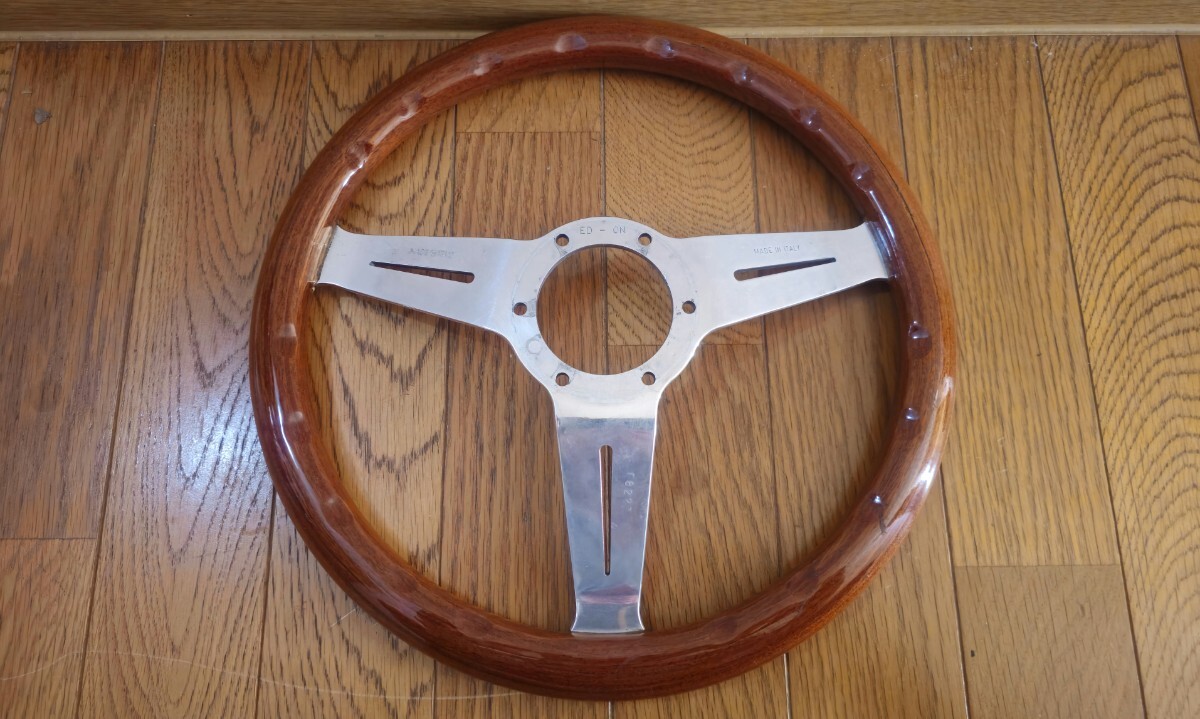 в это время было использовано малого диаметра NARDI Nardi деревянный руль старый машина диаметр 32.5cm 32 пирог 33 пирог S30 GX61 GX71 Y30 Y31 Celica Mira Alto Soarer