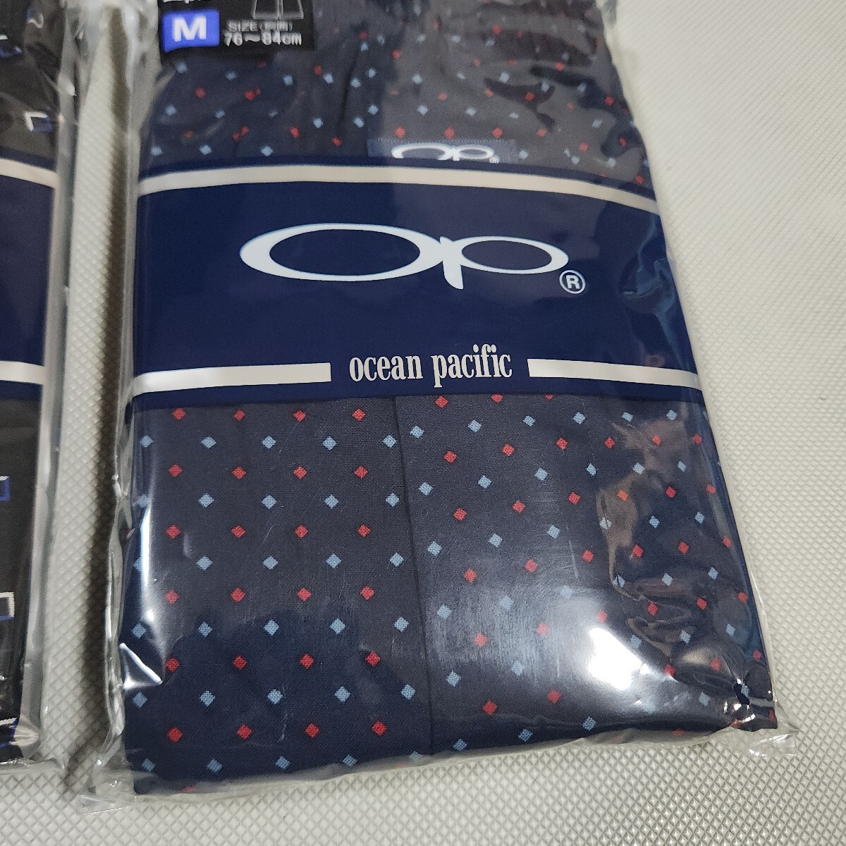 ①OPトランクス　４枚セット　Mサイズ　未使用　前開きトランクス　綿100％　スポーツブランド下着　オーシャンパシフィック　_画像3