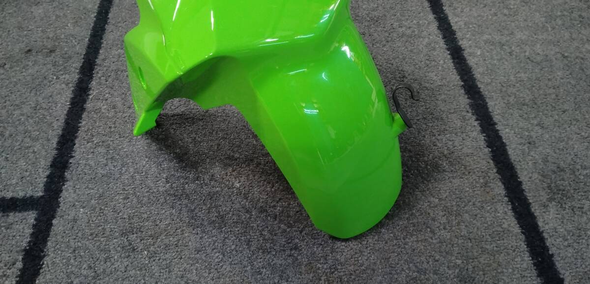 Z125PRO 純正フロントフェンダー　中古_画像6