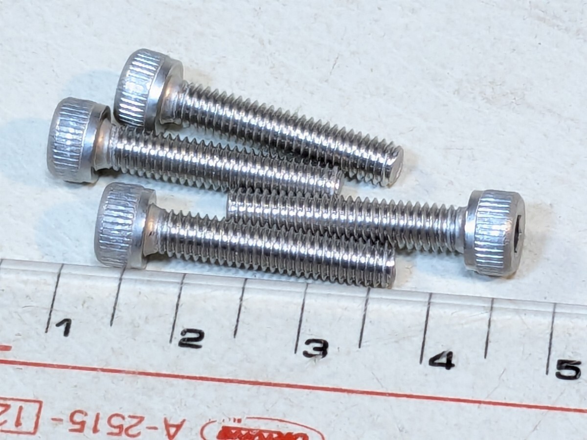 送料無料 ステンレス キャップスクリュー 4×20 40本_画像6