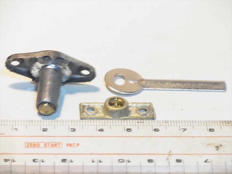 送料無料 昭和レトロ 襖締錠 フスマ 真鍮 シリンダー 7個 ひし形 未使用品_画像7