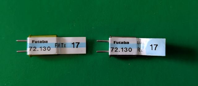 クリスタル　Futaba 17(72.130) Tx.　Rx . 1組_画像1