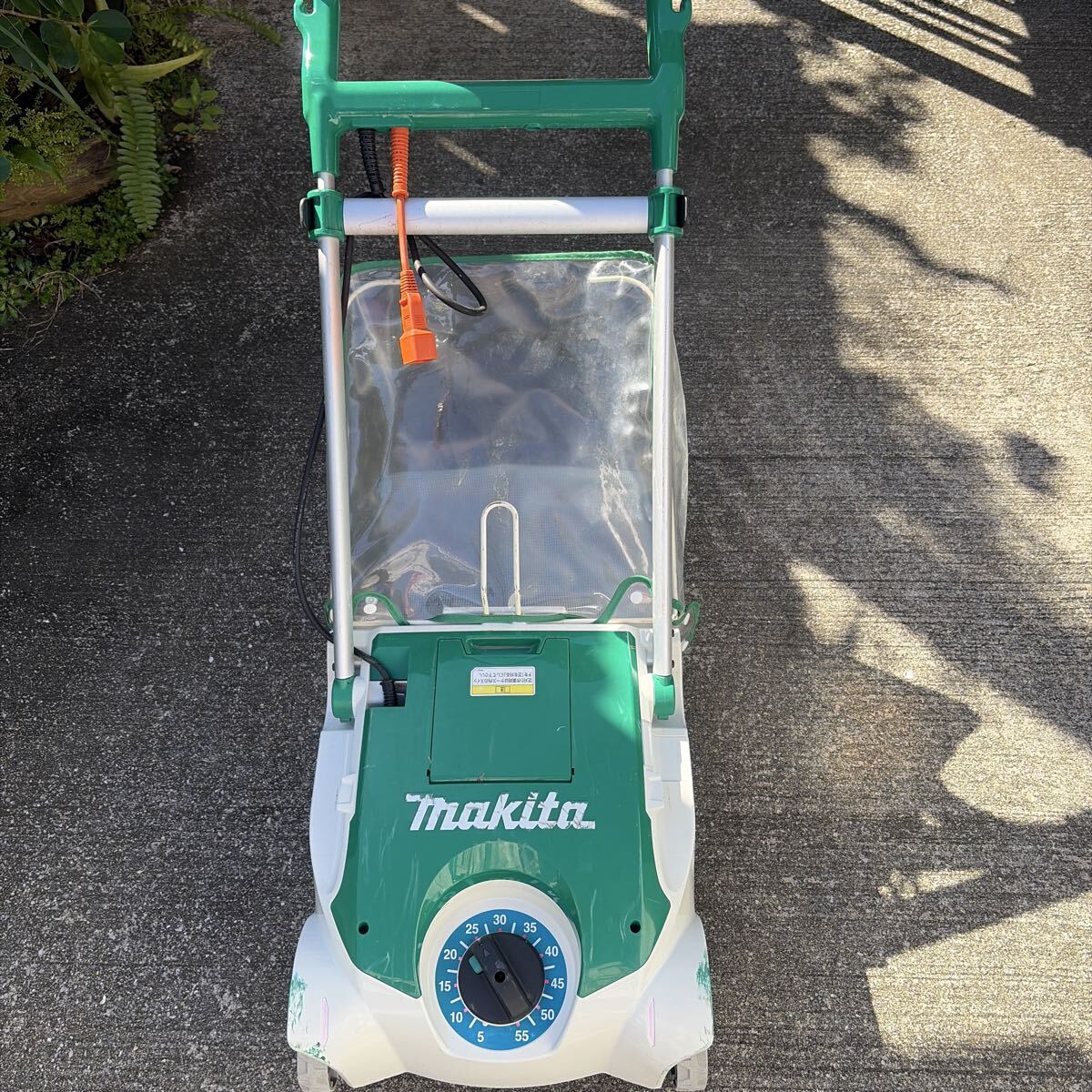 マキタ 芝刈機 MLM2851 電動芝刈機_画像8