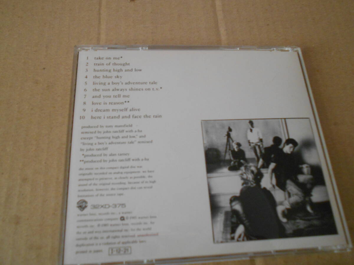 ●●【CD】hunting high and low a-ha 国内盤　ワーナーパイオニア　32XD-375 同梱歓迎　４枚まで送料185円_画像4