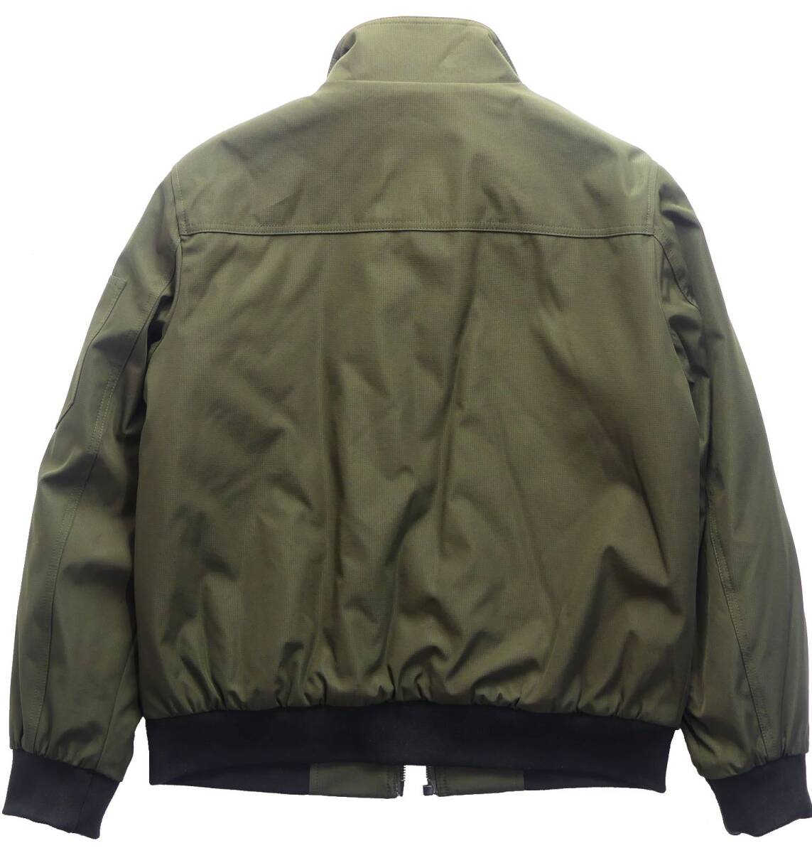 秋冬物新品40,600円Calvin Klein★新生USAカルバン・クライン機能性、実用性、ファッション性を満たした防寒ブルゾン②【欧米S＝日本M】_画像3