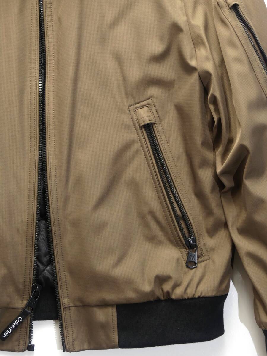 秋冬物新品40,600円Calvin Klein★新生USAカルバン・クライン機能性、実用性、ファッション性を満たした防寒ブルゾン【欧米L＝日本XL】_画像6
