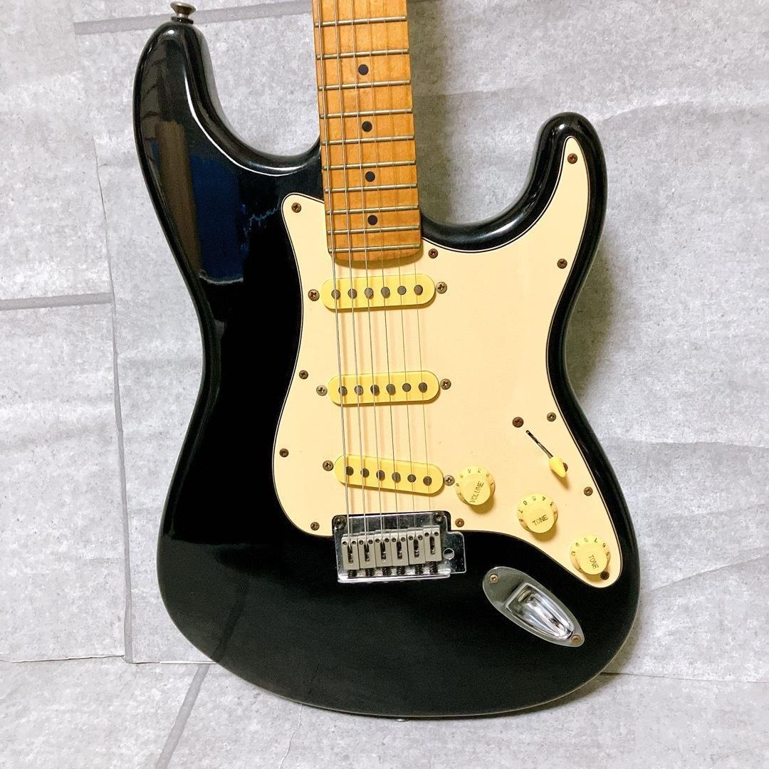 squier スクワイヤー ストラトキャスター standardシリーズ エレキギター ブラック 弦楽器 スタンダード Fender_画像2
