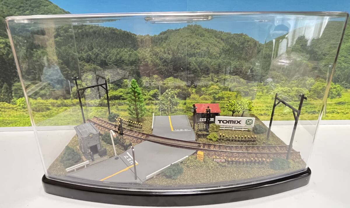 Ｎゲージ展示台　交番と詰所のある踏切風景_画像10