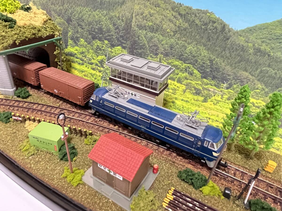 Ｎゲージ展示台　トンネルと信号所のある風景_画像6