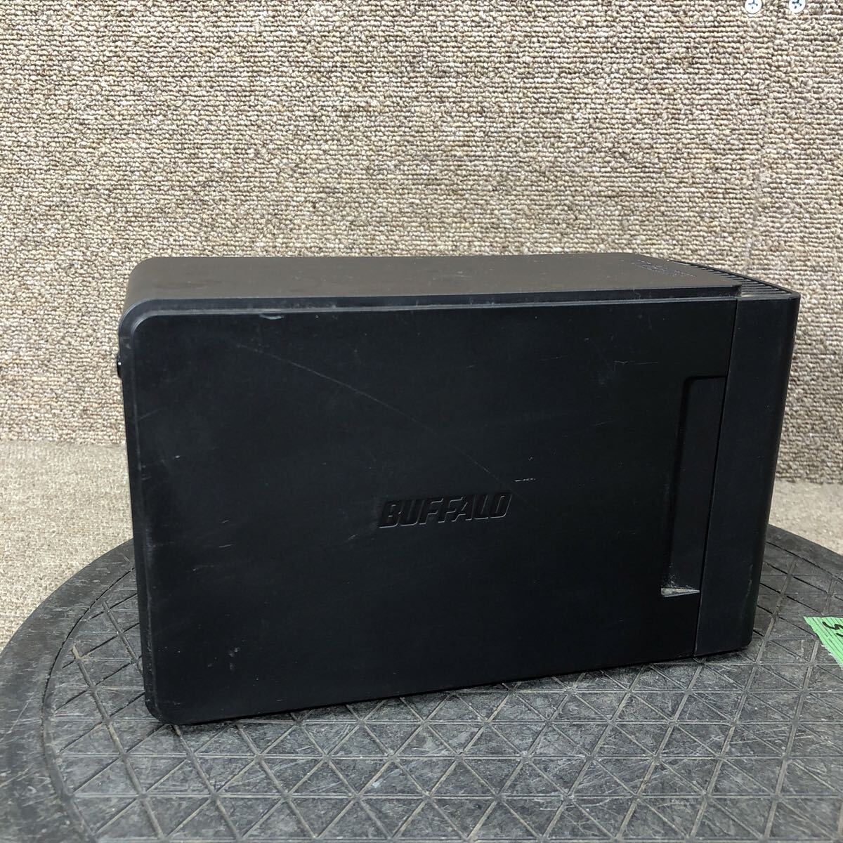 98-2365 激安 PC パーツ HDDケース NAS 2ベイ BUFFALO DriveStation HD-WHU3/R1 HD-WH4TU3/R1 通電.電源オン.オフok HDD無し ジャンク_画像3