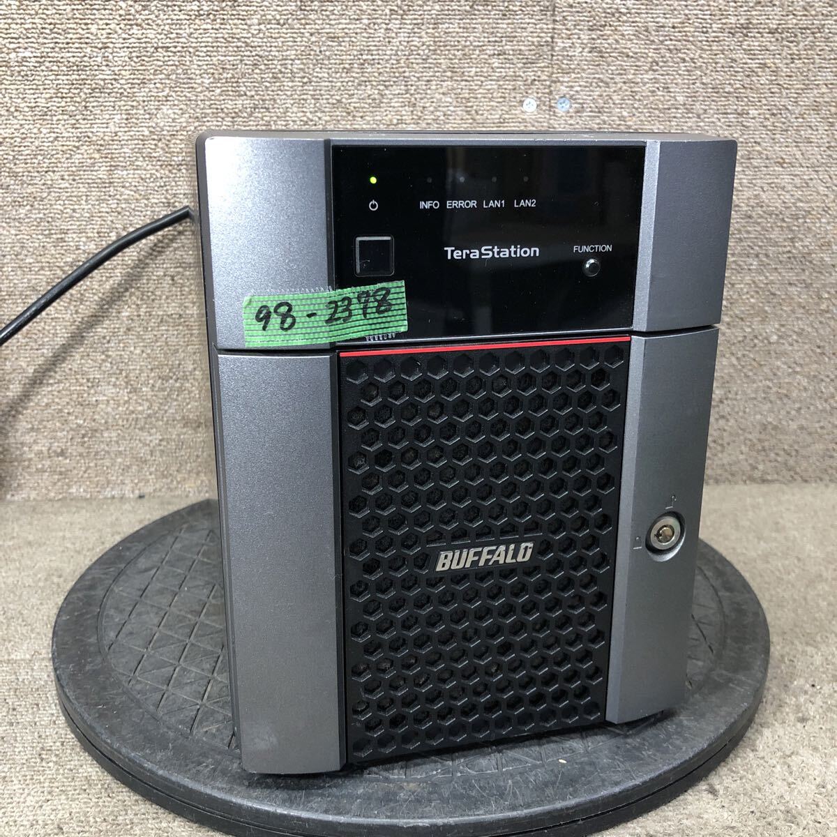 98-2378 激安 PC パーツ HDDケース NAS 法人向けNAS BUFFALO TeraStation TS3410DN0804 通電.電源オン.オフok 鍵付き HDD無し ジャンク_画像1