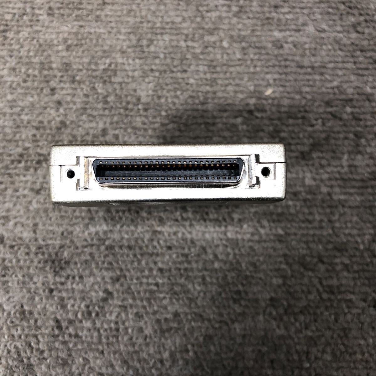 98-2395 激安 レトロPC パーツ SCSI変換アダプター セントロニクスハーフ50pinをピンタイプハーフ50pinに変換 AD-H50P? 動作未確認 junk_画像2