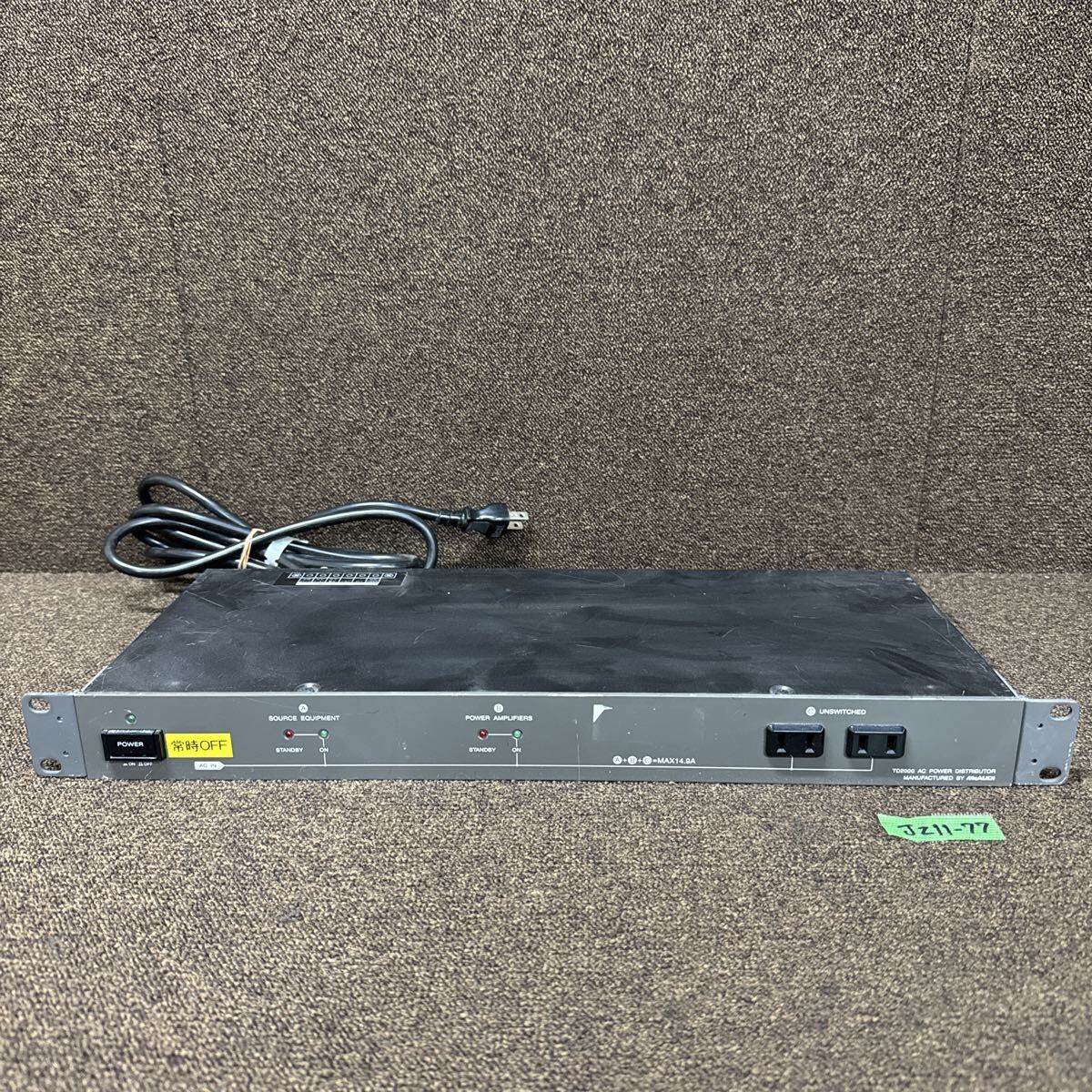 JZ11-77 激安 AC POWER DISTRIBUTOR TD-2000 通電不可 中古現状品 ※3回再出品で処分_画像1
