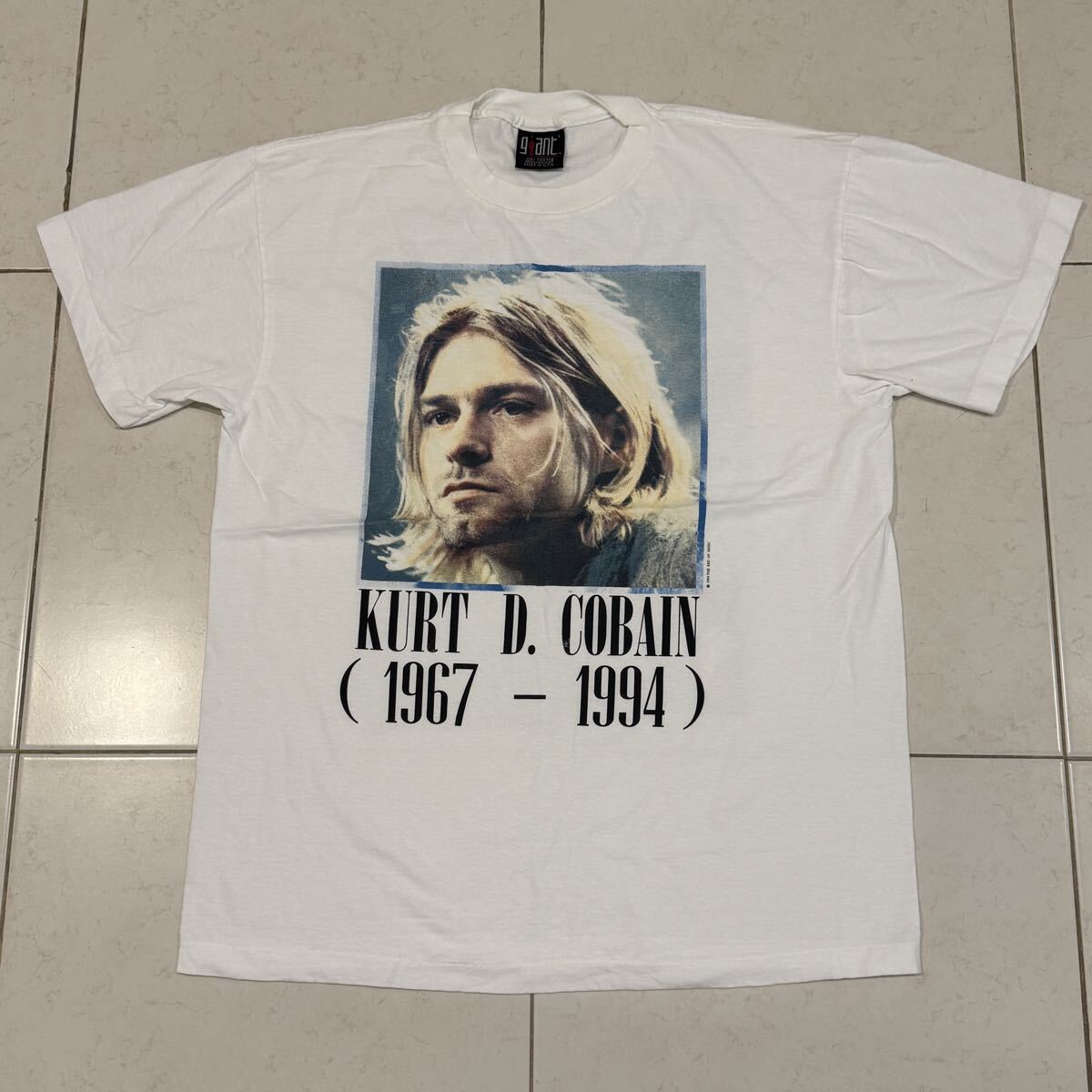 送料無料サイズL★限定セール★ニルヴァーナ★カートコバーン★追悼Tシャツ白★NIRVANA★バンドT★Kurt Cobain_画像1