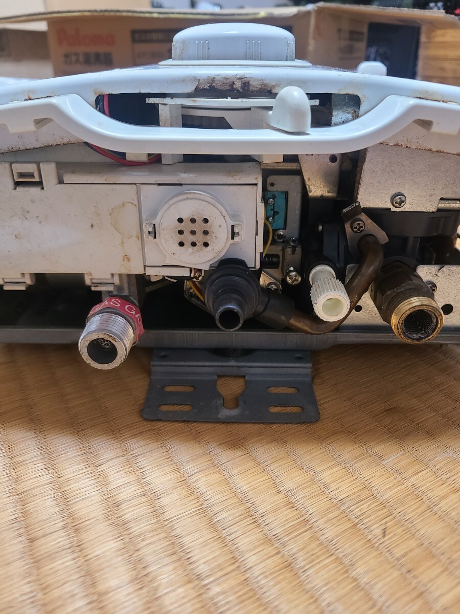 パロマ ガス瞬間湯沸器 Paloma　プロパンガス用 給湯器 Paroma PH-5BN LPガス用 ガス湯沸器　2017年製 瞬間湯沸かし器 都市ガス用_画像6