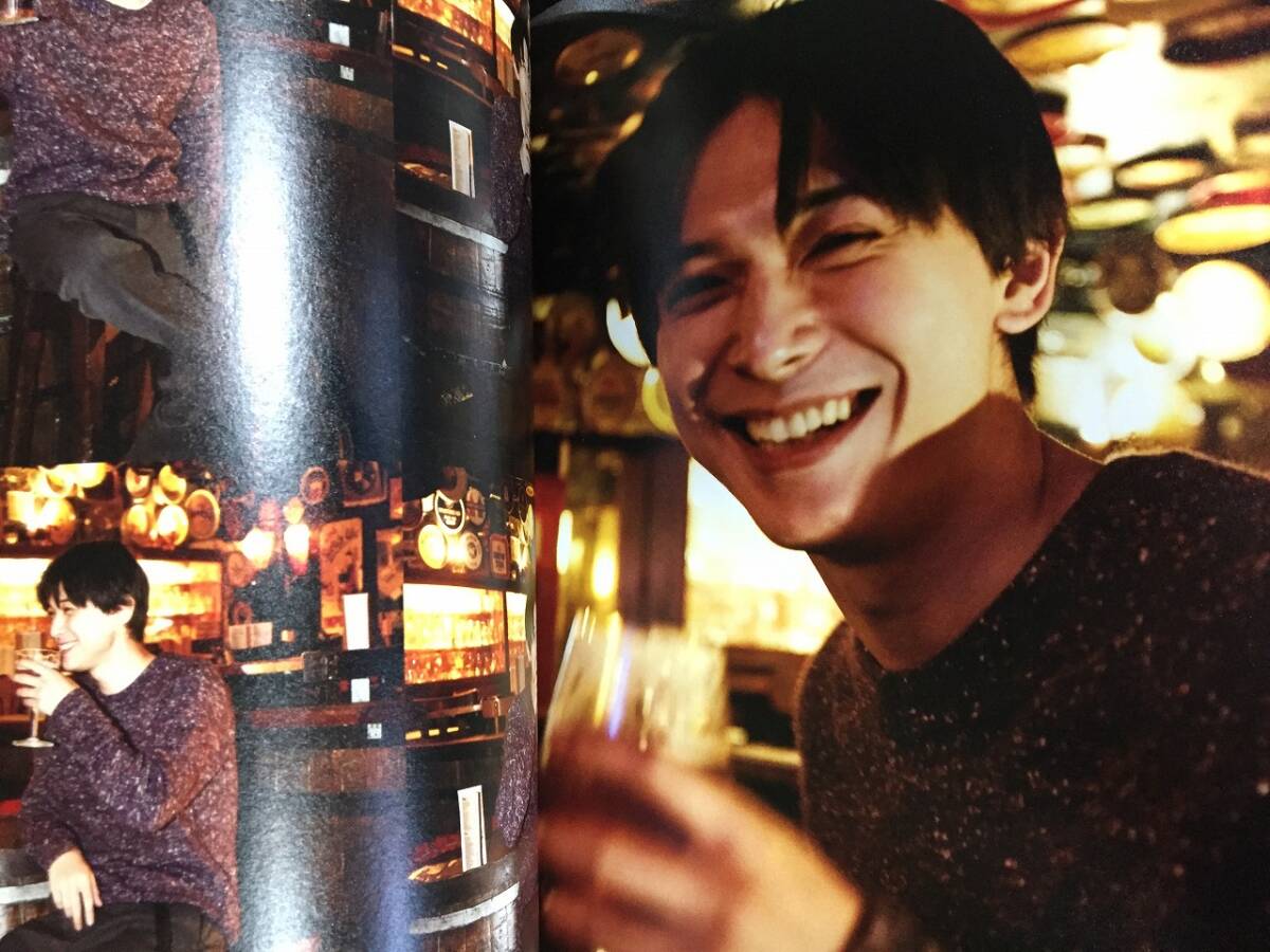 Y1038-80/ 吉沢亮 写真集 Interview Departure 2冊セット_画像6