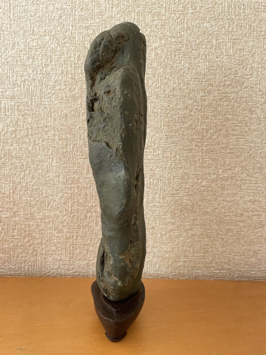  бог . старый . камень зеленый грязь камень суйсеки подставка есть природа камень поддон камень . камень оценка камень натуральный камень украшение необогащённая руда BONSAI SUISEKI