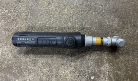 Mxmoonfree ミニポリッシャー 電動 ポリッシャー 110V ダブルアクションポリッシャー 30mm/50mm直径 6段変速 洗車/車研磨/クリーニング用_画像2