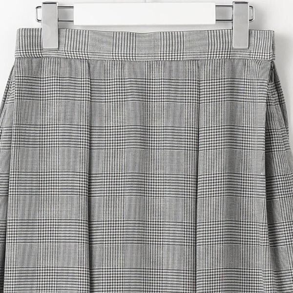 自由区【カタログ掲載】TWハイツイストビエラ スカート・40・Ｌサイズ・新品_画像3