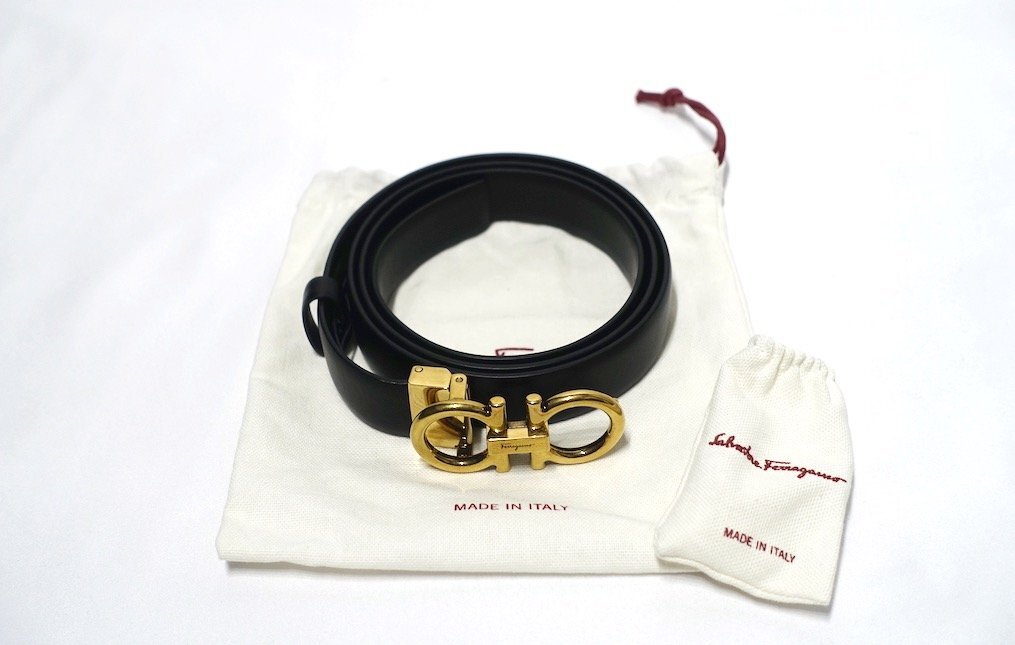  обычная цена 6 десять тысяч новый товар не использовался Salvatore Ferragamo Ferragamo gun chi-ni кожаный ремень CS-23B559 черный × Gold металлические принадлежности для мужчин и женщин 100