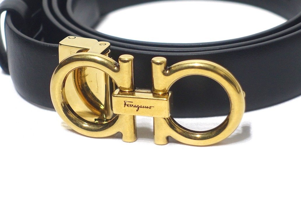  обычная цена 6 десять тысяч новый товар не использовался Salvatore Ferragamo Ferragamo gun chi-ni кожаный ремень CS-23B559 черный × Gold металлические принадлежности для мужчин и женщин 100