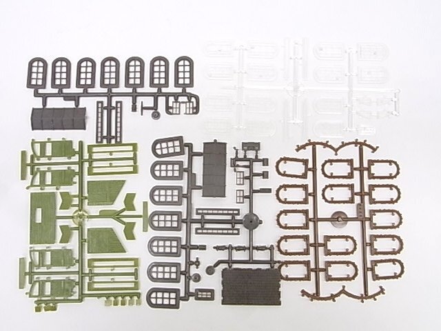 k0816　FALLER ファーラー 2116 ストラクチャー 機関庫 鉄道模型 Nゲージ 現状品_画像2