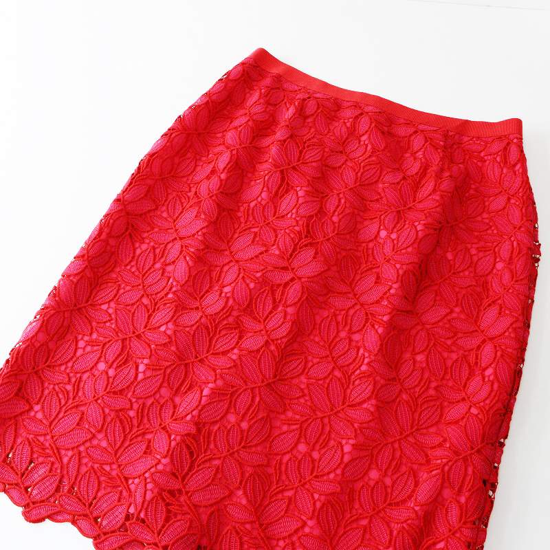 未使用 大きいサイズ ローズティアラ Rose Tiara リーフケミカルレーススカート 46＼レッド フラワー タイト 花柄【2400014679465】_画像4