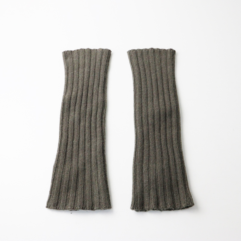 ドゥーズィエムクラス Deuxieme Classe CARIAGGI アームウォーマー＼カーキグレー カシミヤ100% ニット 手袋【2400014705218】_画像2