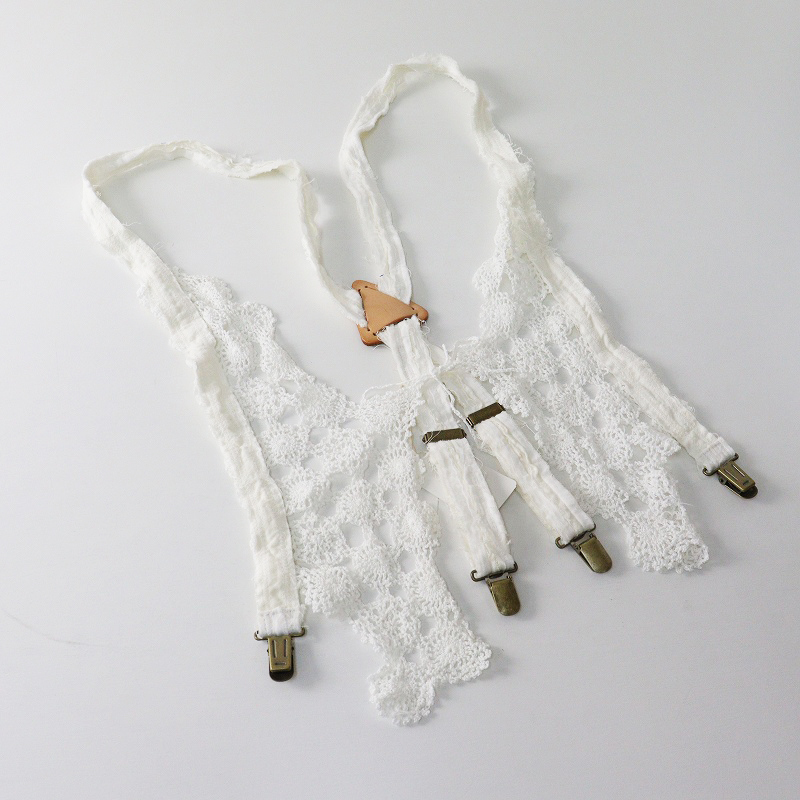 美品 キャピタル KAPITAL かぎ針レースベストサスペンダー F\ホワイト 小物【2400014710274】_画像1